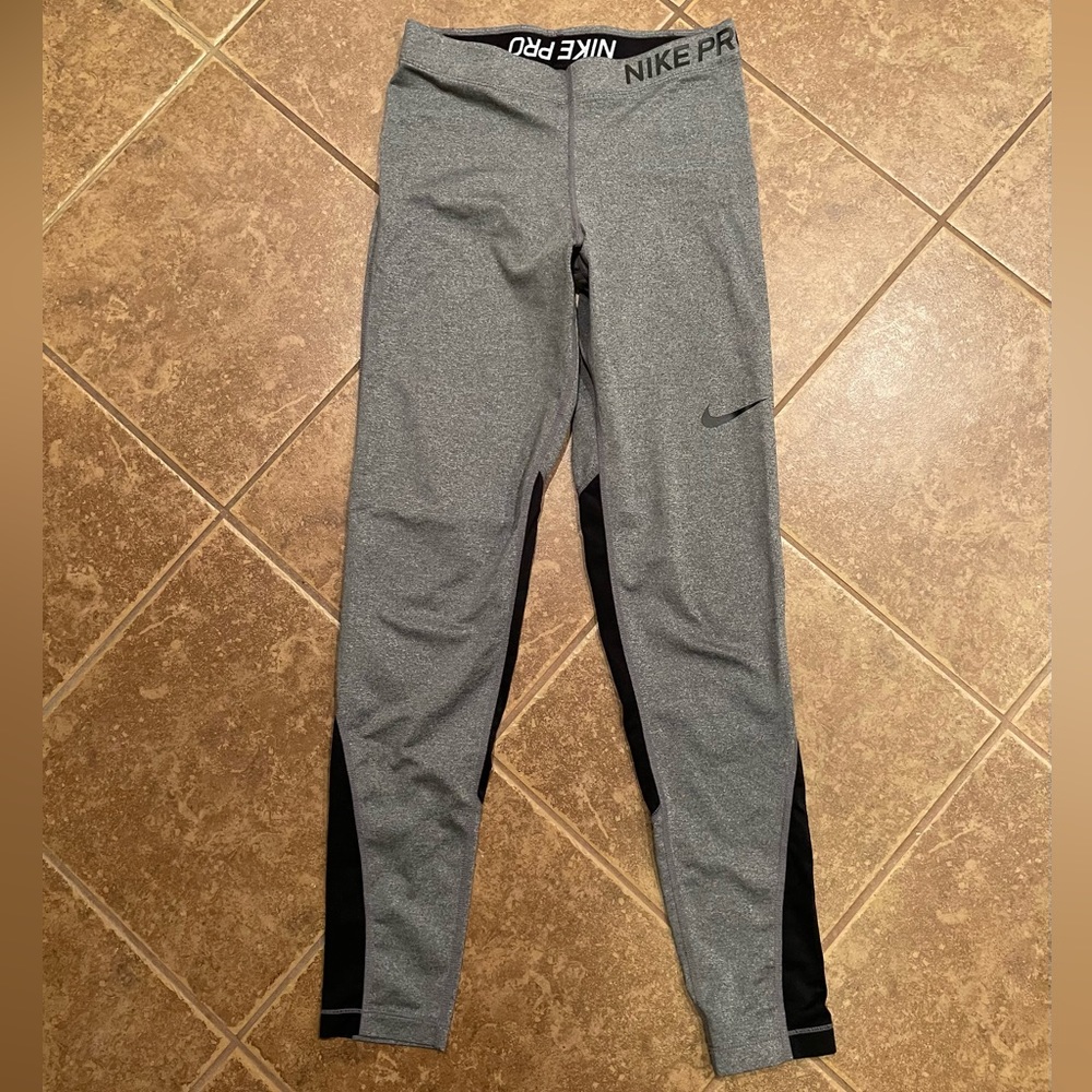 Nike Pro leggings